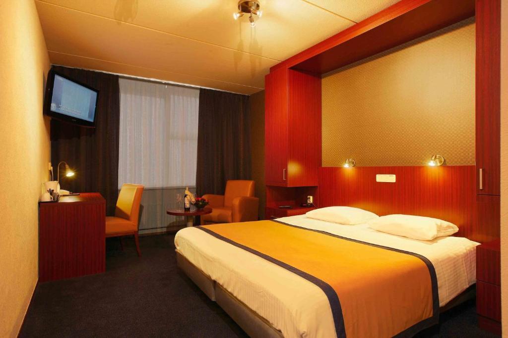 Hotel Parkzicht Veendam Oda fotoğraf