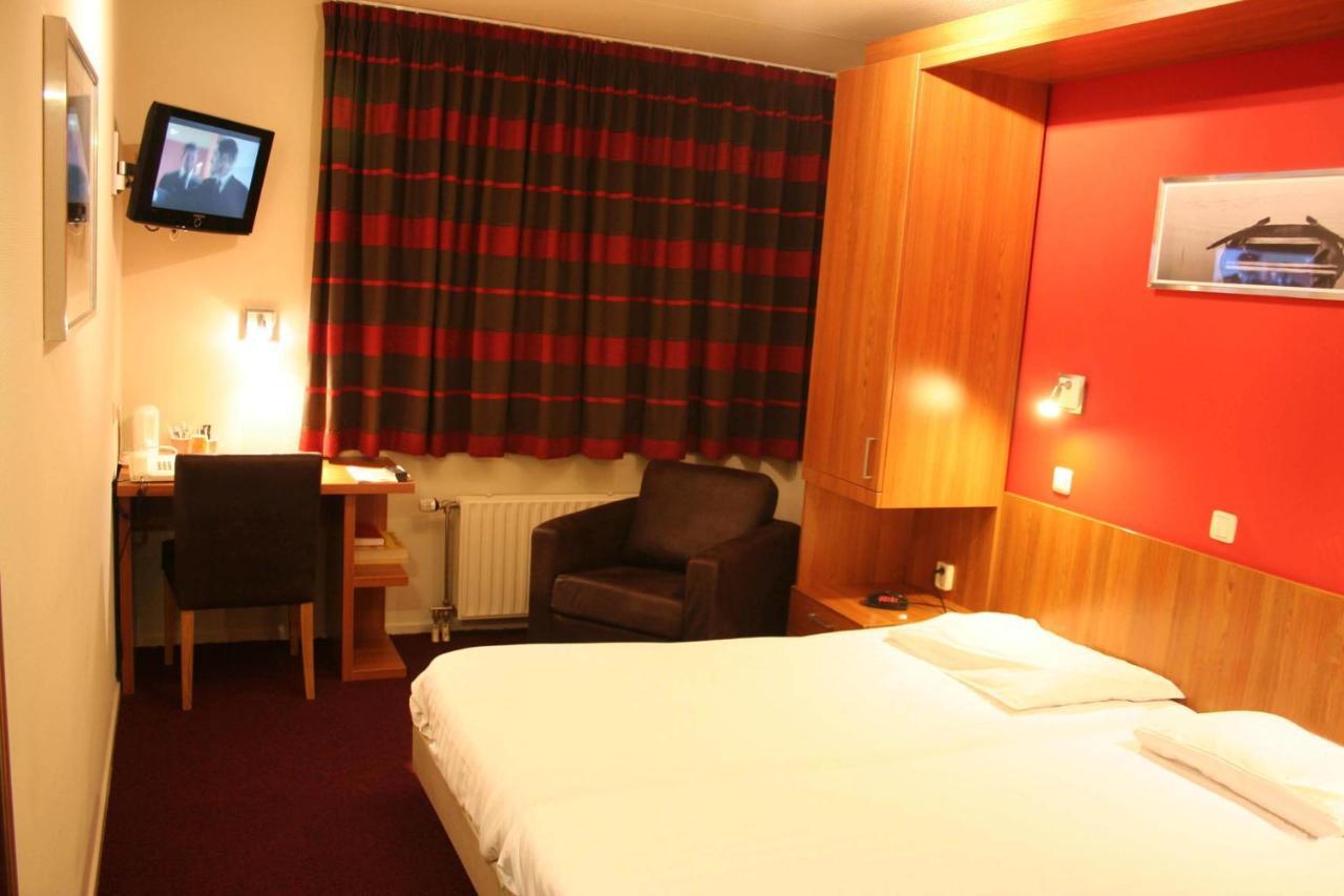 Hotel Parkzicht Veendam Oda fotoğraf